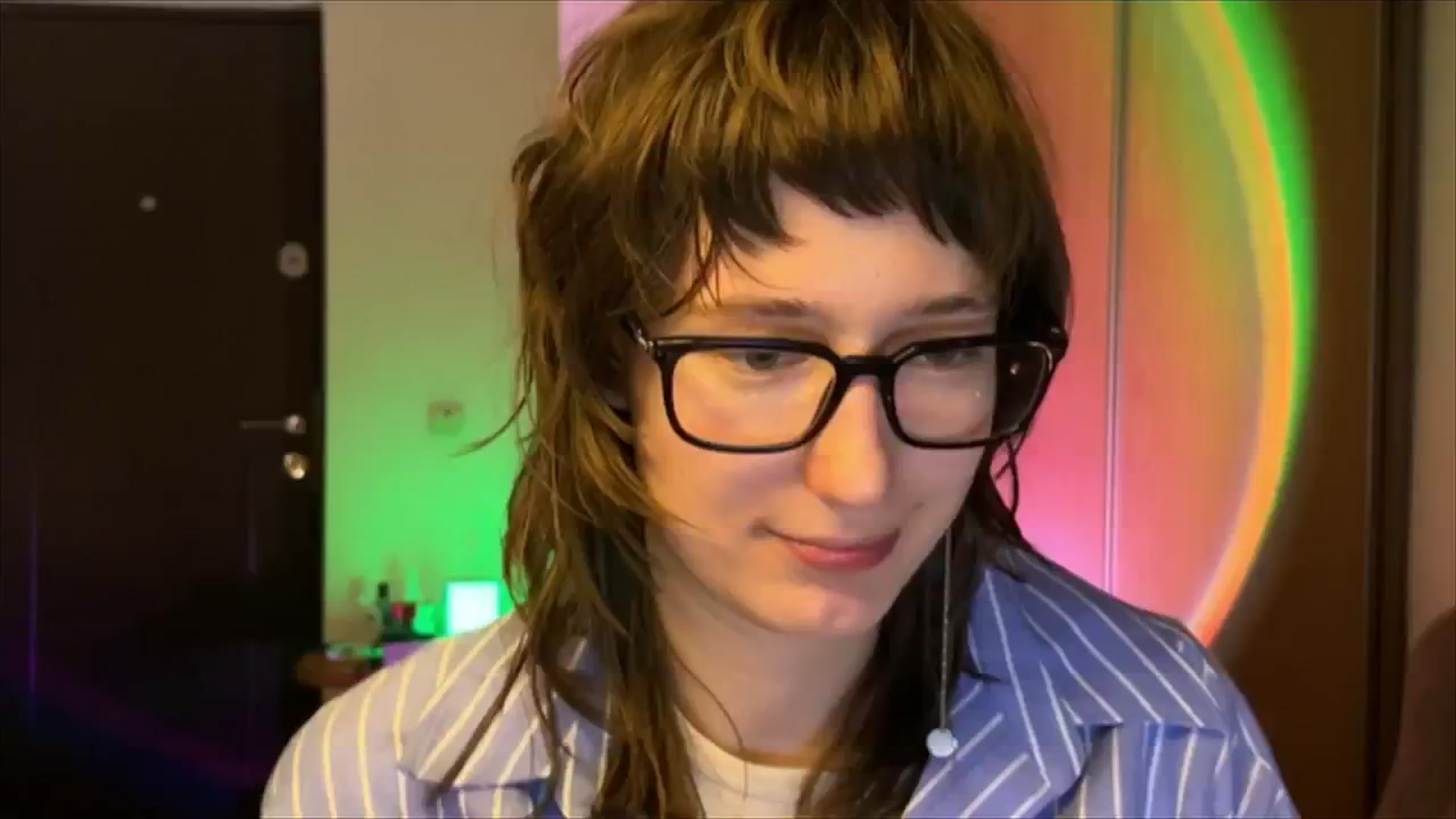 Gallery image thumbnail from LoooneyTunes's myfreecams stream on, 02/21/2025, 21:34 image 16 of 20