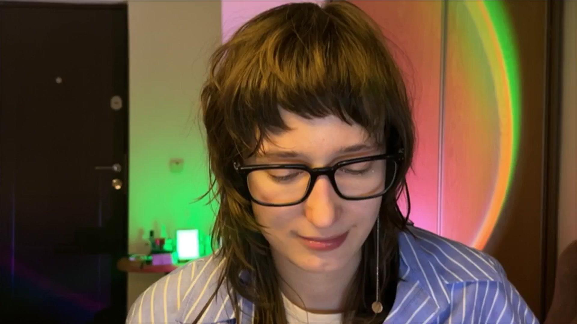 Gallery image thumbnail from LoooneyTunes's myfreecams stream on, 02/21/2025, 21:34 image 7 of 20