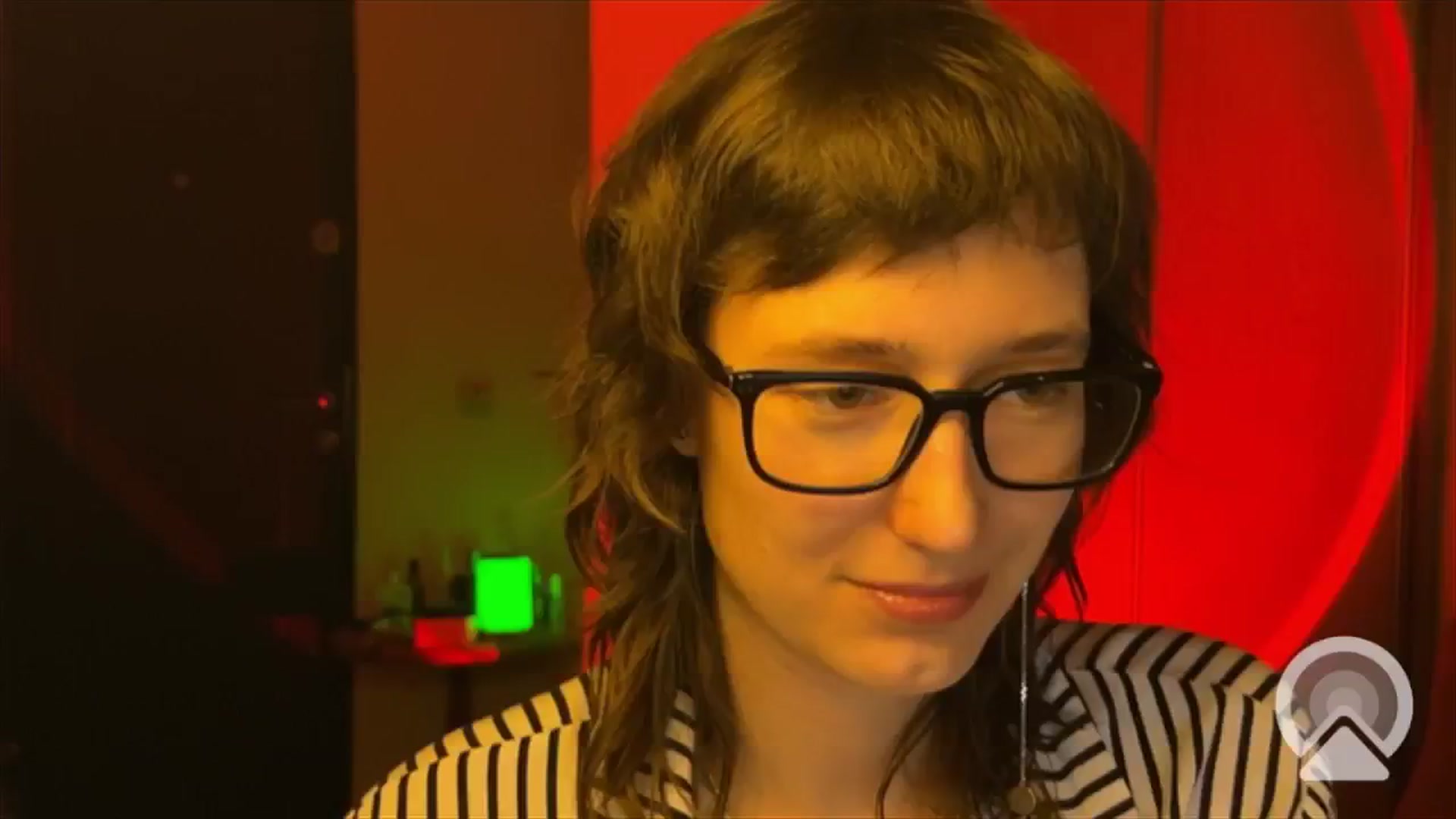 Gallery image thumbnail from LoooneyTunes's myfreecams stream on, 02/22/2025, 20:07 image 4 of 20