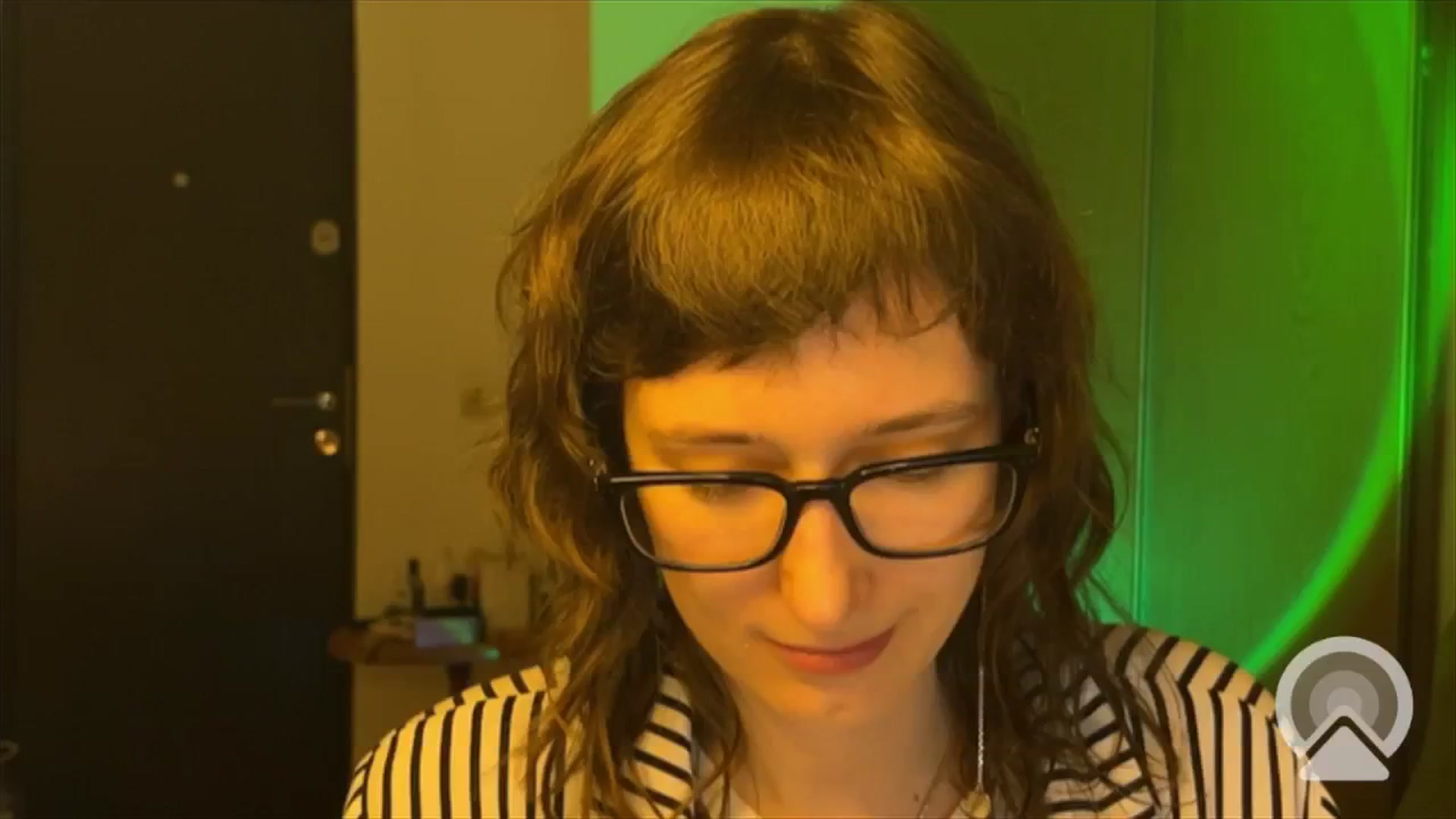 Gallery image thumbnail from LoooneyTunes's myfreecams stream on, 02/22/2025, 20:07 image 7 of 20