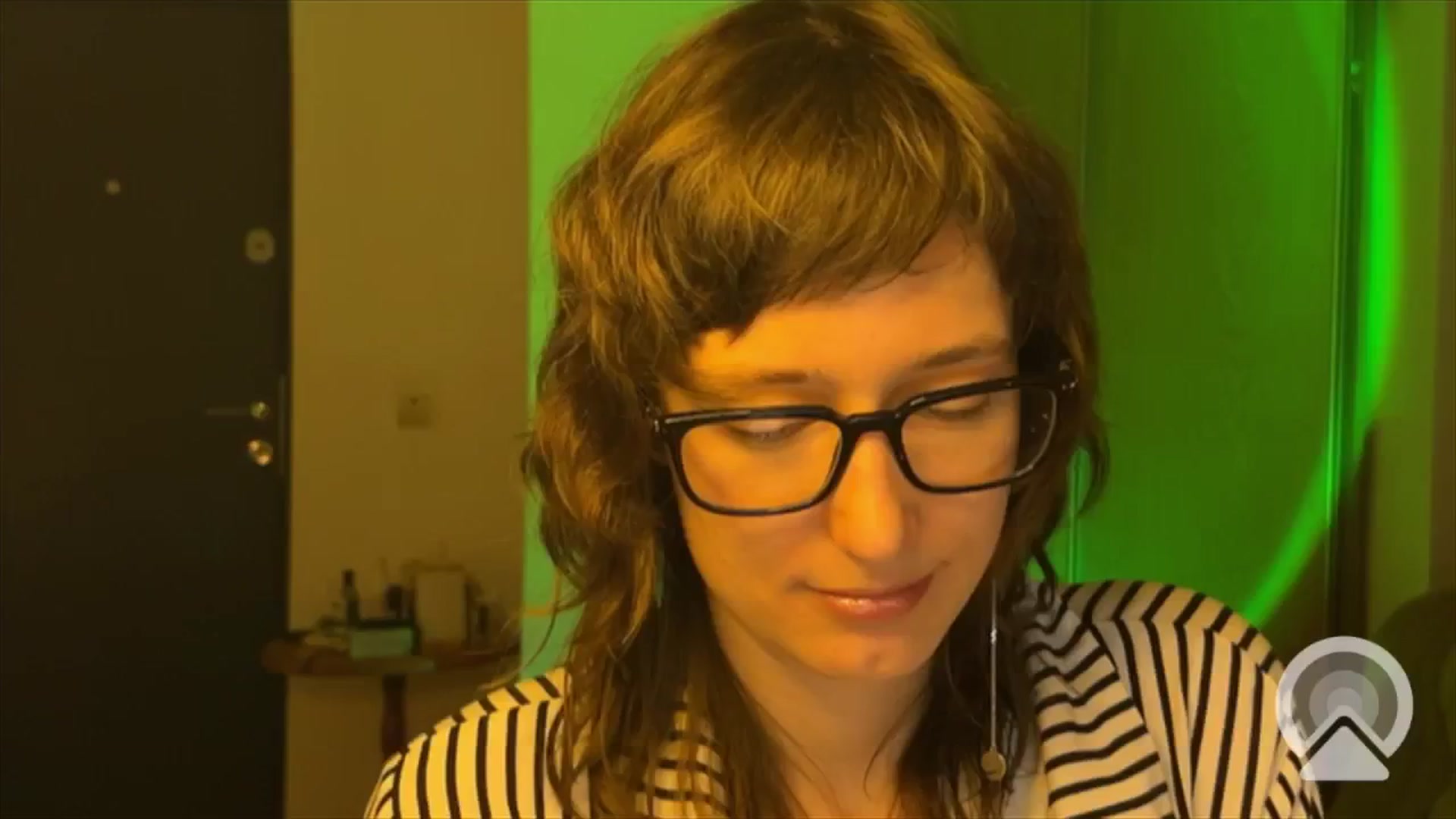 Gallery image thumbnail from LoooneyTunes's myfreecams stream on, 02/22/2025, 22:12 image 6 of 20
