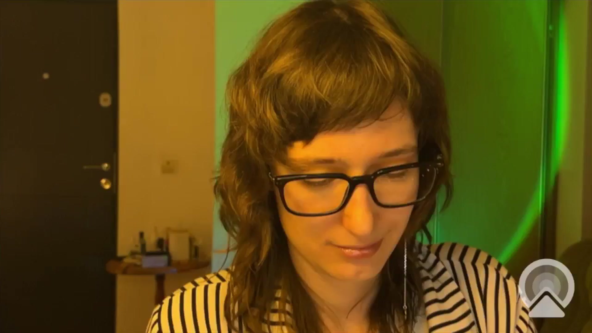 Gallery image thumbnail from LoooneyTunes's myfreecams stream on, 02/22/2025, 22:12 image 5 of 20
