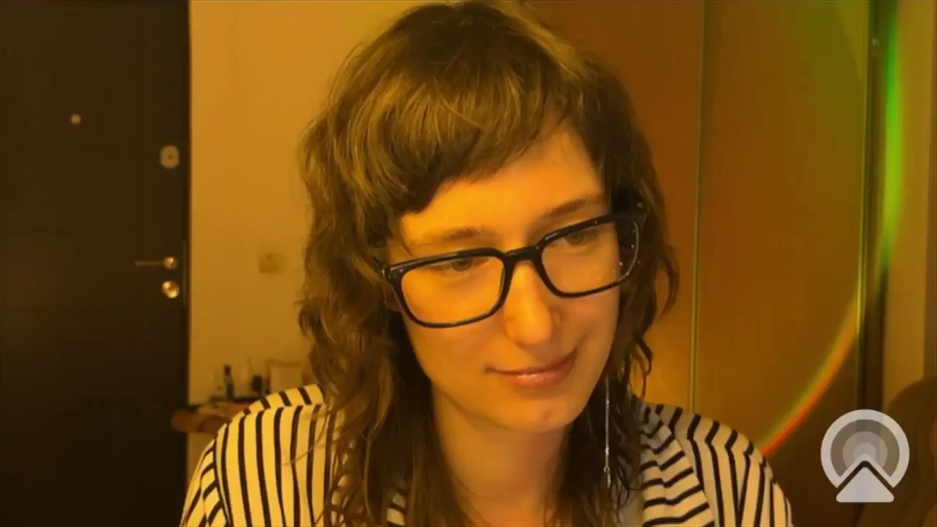 Gallery image thumbnail from LoooneyTunes's myfreecams stream on, 02/22/2025, 22:12 image 10 of 20