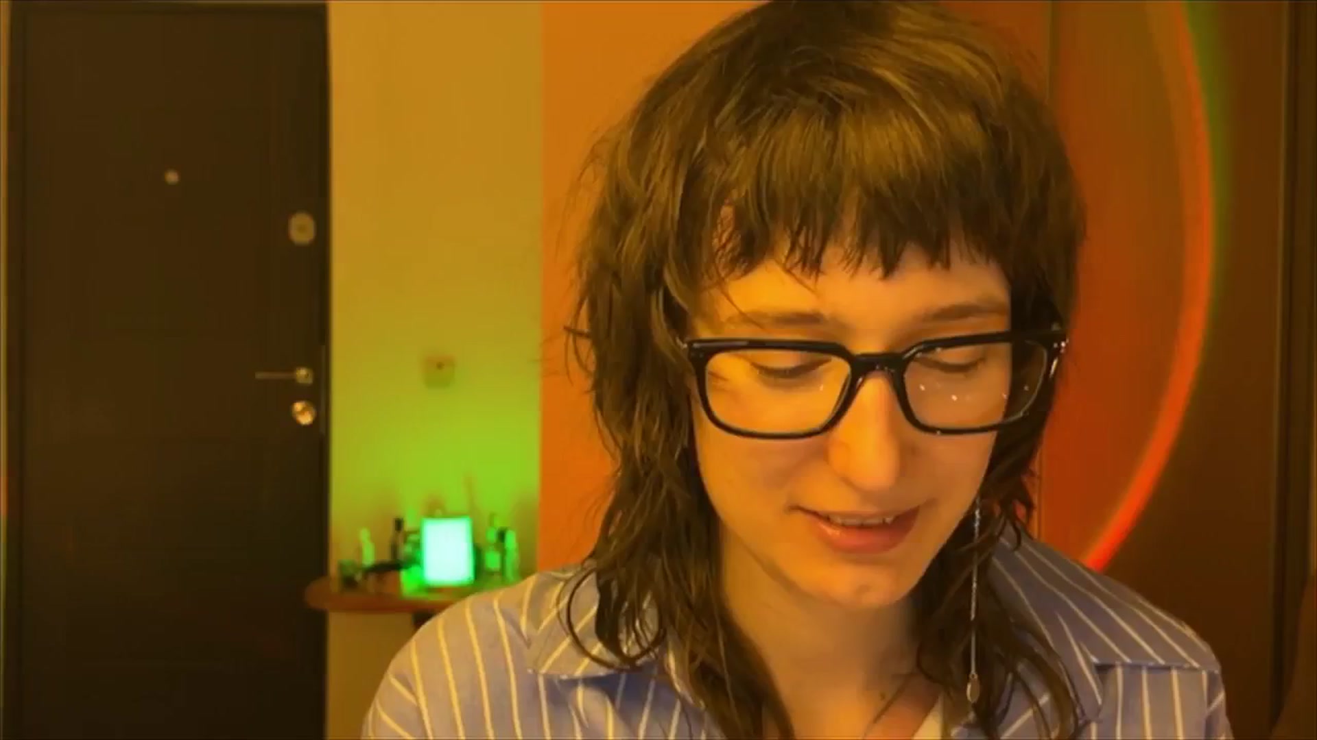 Gallery image thumbnail from LoooneyTunes's myfreecams stream on, 02/24/2025, 23:30 image 15 of 20