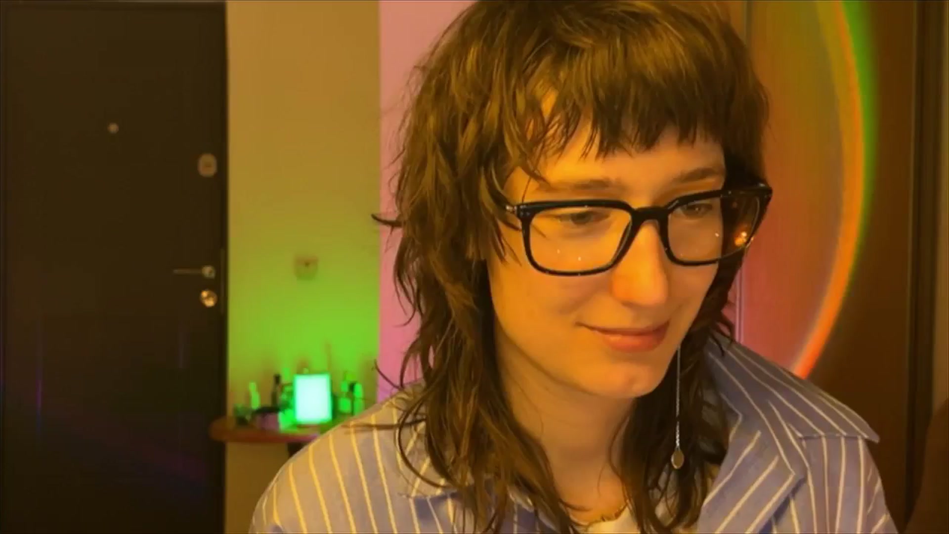 Gallery image thumbnail from LoooneyTunes's myfreecams stream on, 02/24/2025, 23:30 image 5 of 20