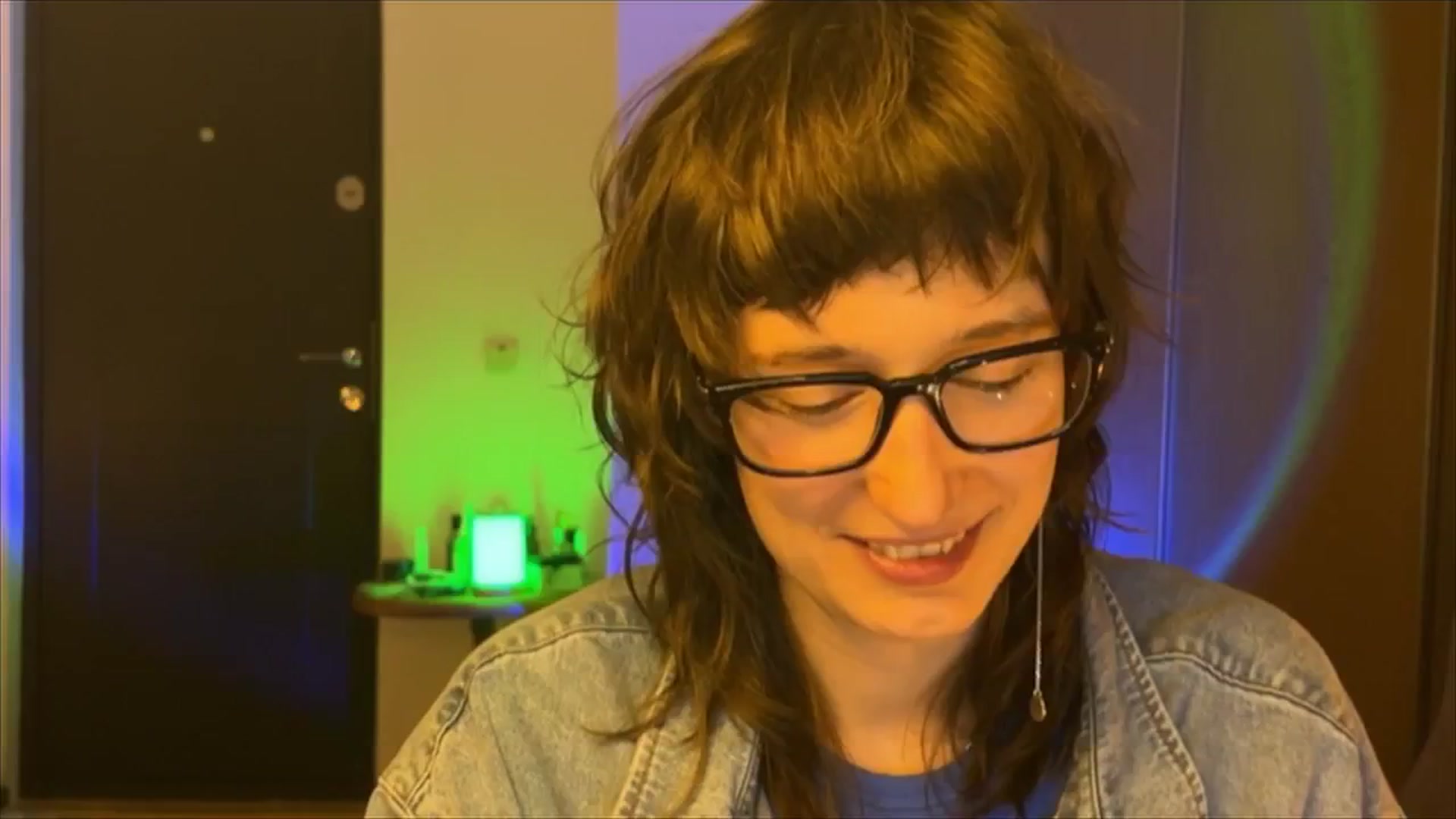 Gallery image thumbnail from LoooneyTunes's myfreecams stream on, 02/25/2025, 19:07 image 16 of 20