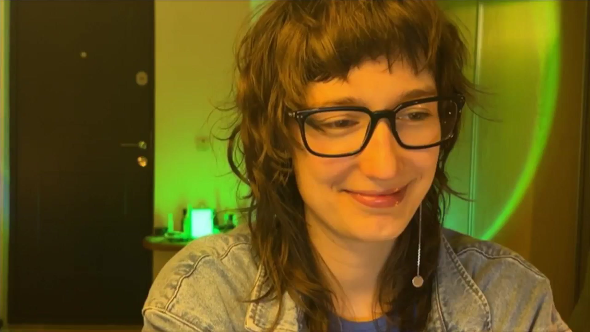 Gallery image thumbnail from LoooneyTunes's myfreecams stream on, 02/25/2025, 19:07 image 4 of 20