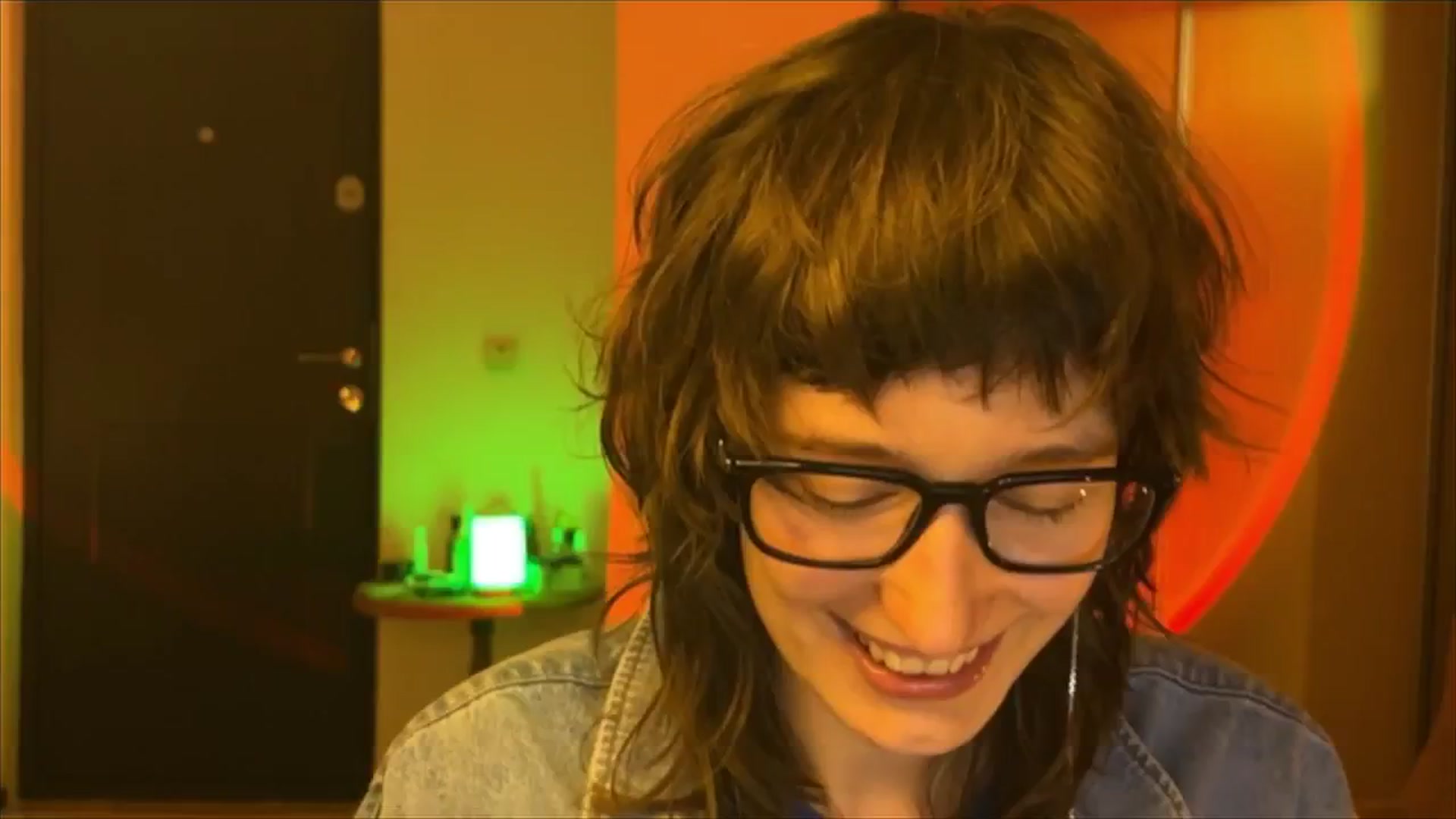 Gallery image thumbnail from LoooneyTunes's myfreecams stream on, 02/25/2025, 19:07 image 1 of 20
