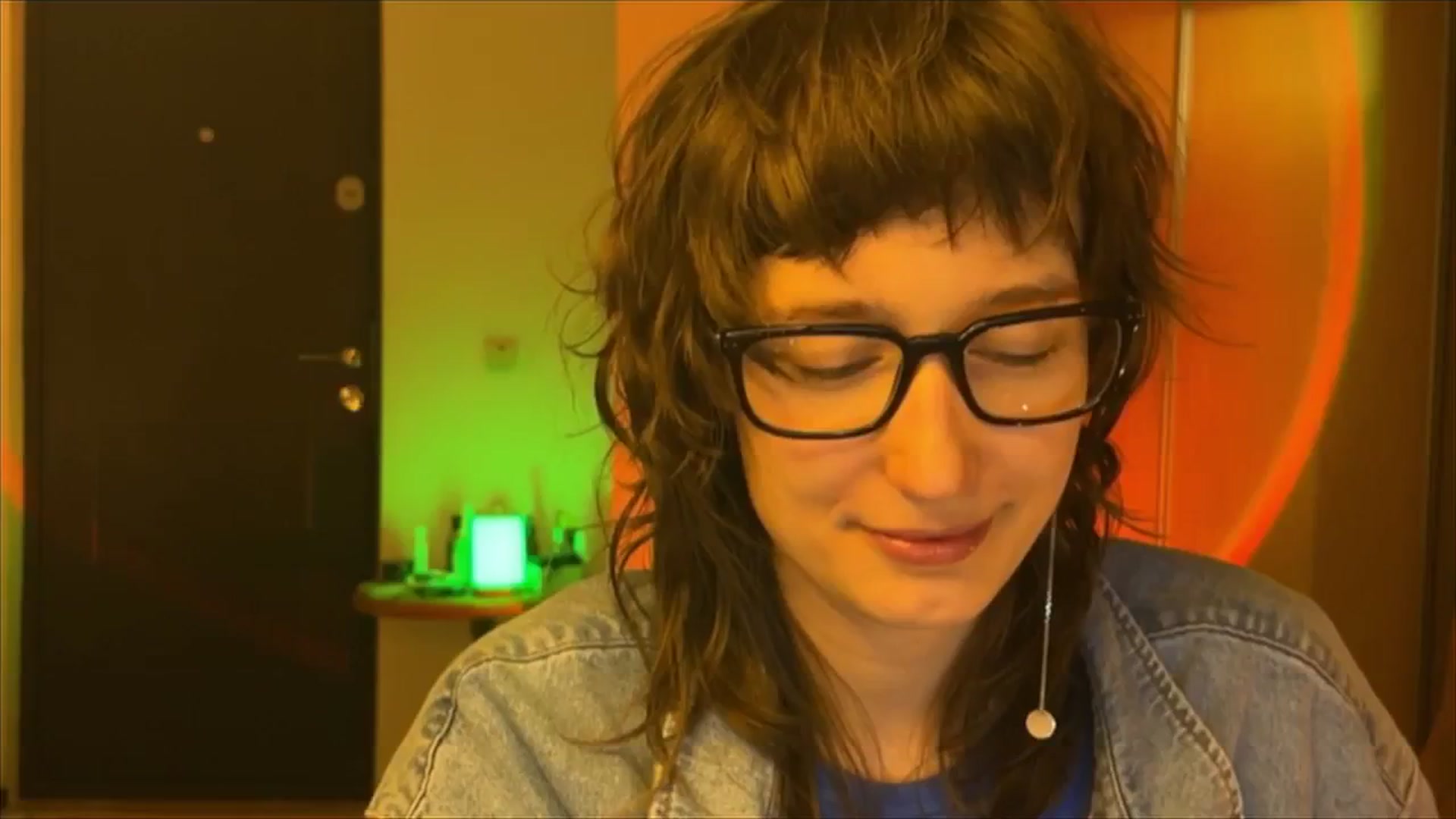 Gallery image thumbnail from LoooneyTunes's myfreecams stream on, 02/25/2025, 19:07 image 8 of 20