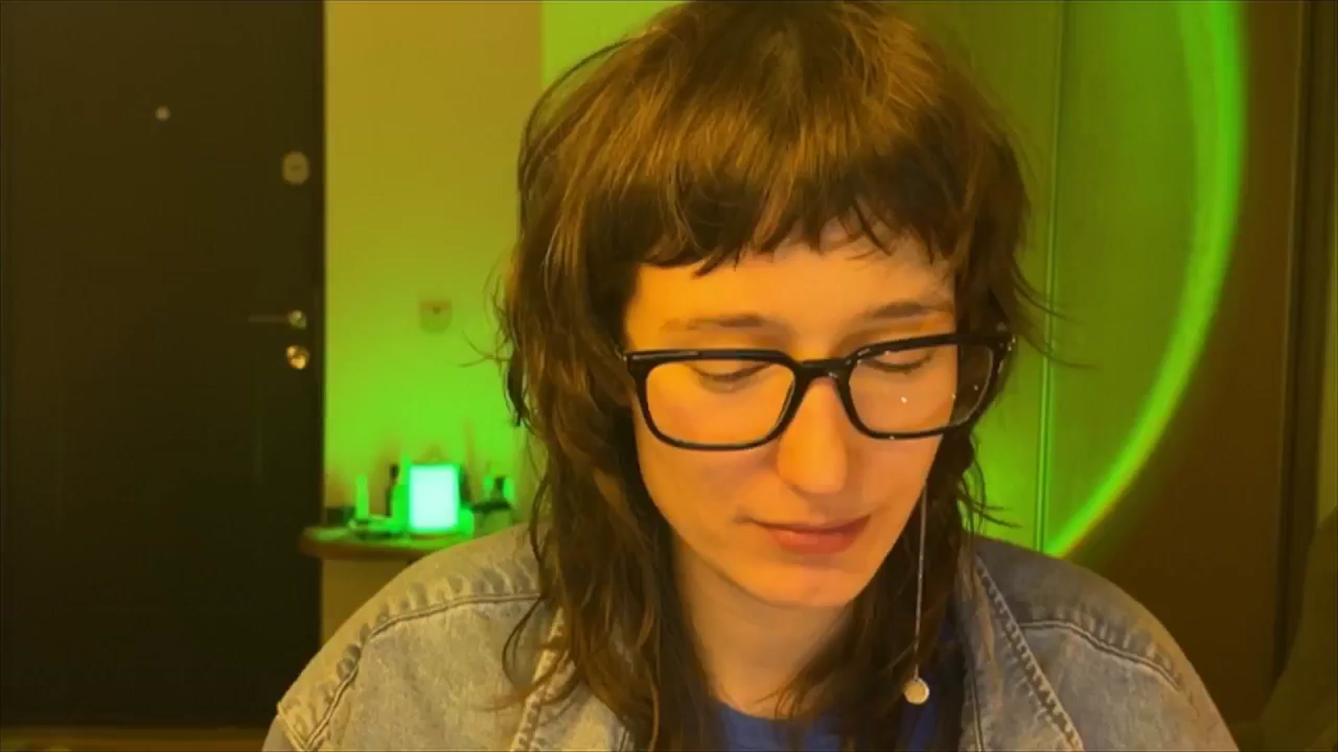 Gallery image thumbnail from LoooneyTunes's myfreecams stream on, 02/25/2025, 19:26 image 12 of 20