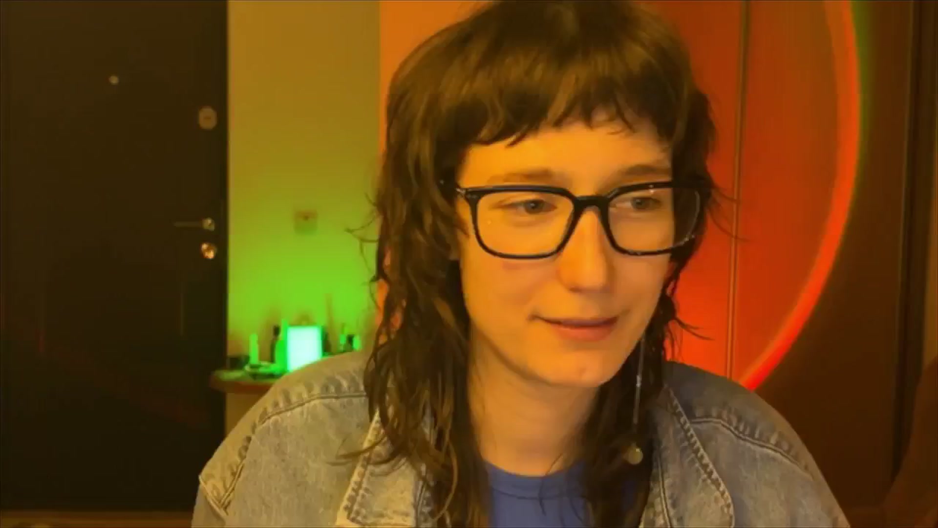 Gallery image thumbnail from LoooneyTunes's myfreecams stream on, 02/25/2025, 19:26 image 19 of 20