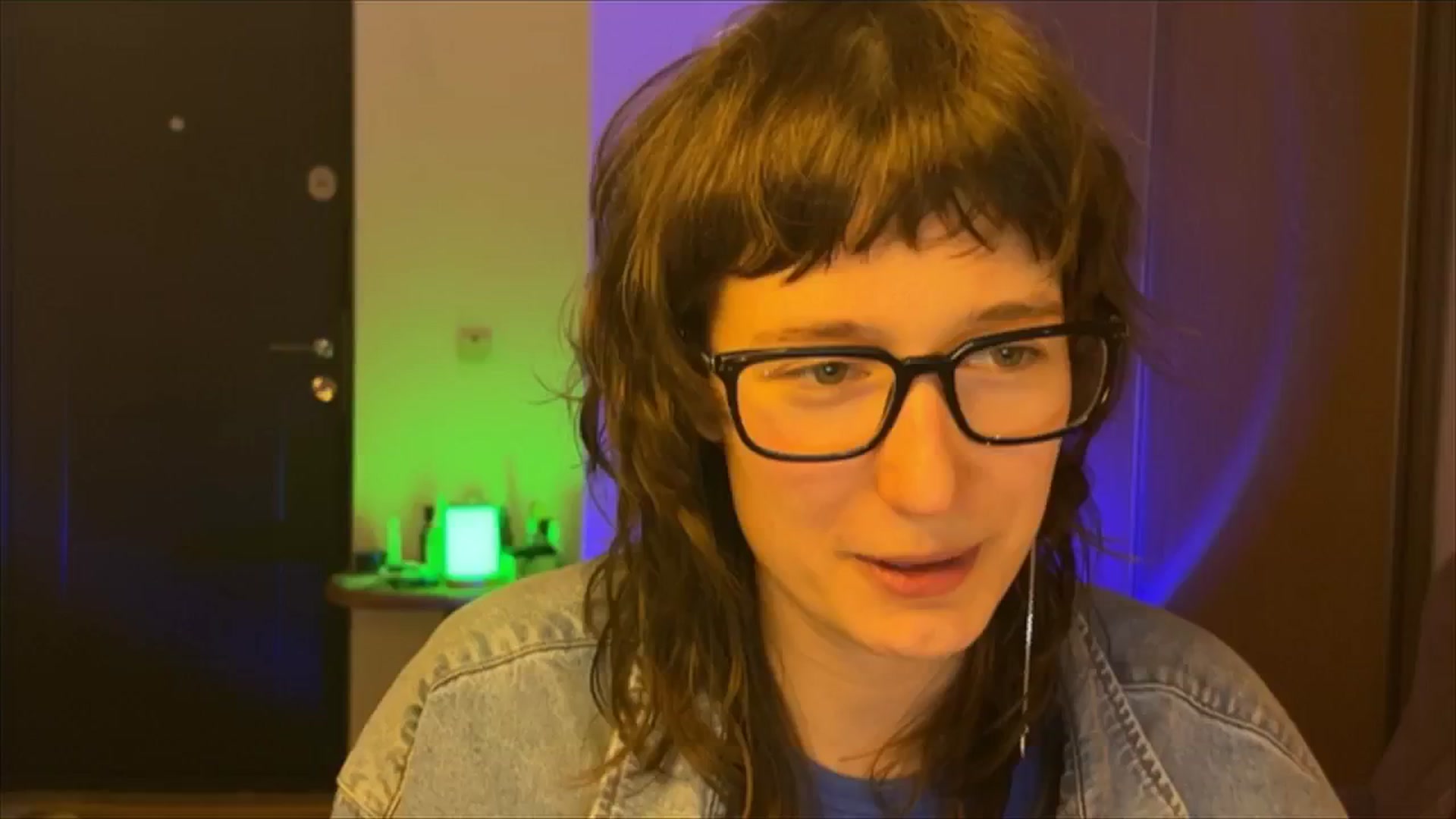 Gallery image thumbnail from LoooneyTunes's myfreecams stream on, 02/25/2025, 19:26 image 15 of 20