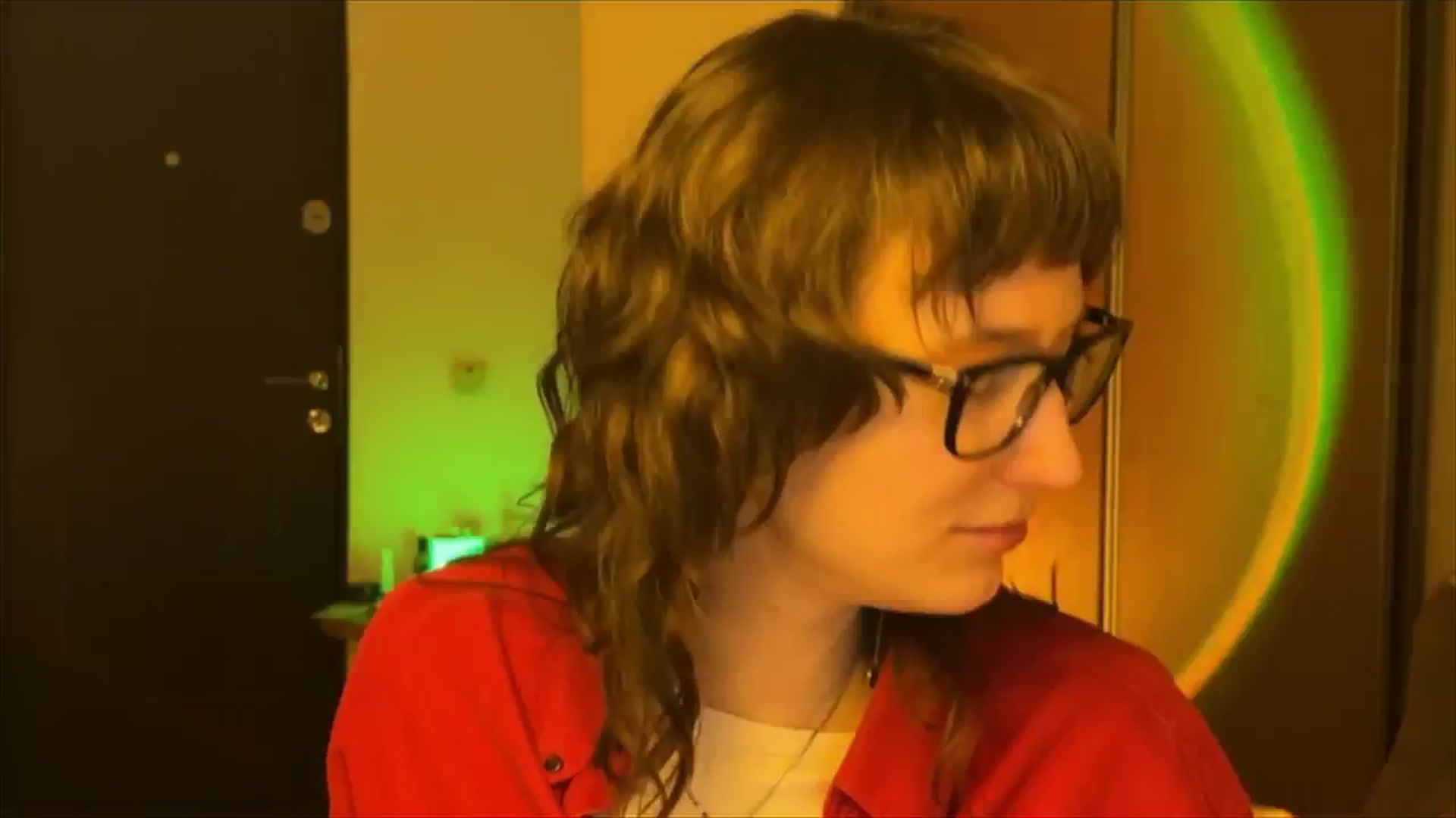 Gallery image thumbnail from LoooneyTunes's myfreecams stream on, 02/27/2025, 21:51 image 8 of 20