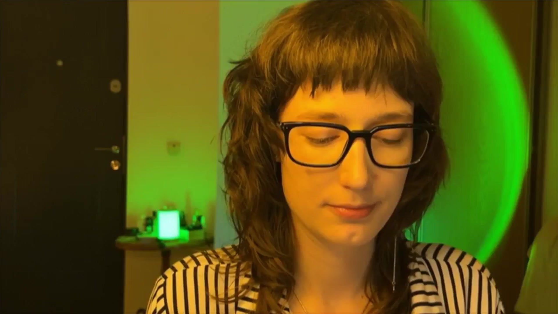 Gallery image thumbnail from LoooneyTunes's myfreecams stream on, 03/01/2025, 20:52 image 11 of 20