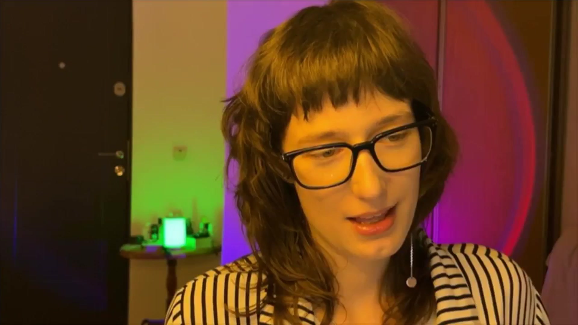 Gallery image thumbnail from LoooneyTunes's myfreecams stream on, 03/01/2025, 20:52 image 18 of 20