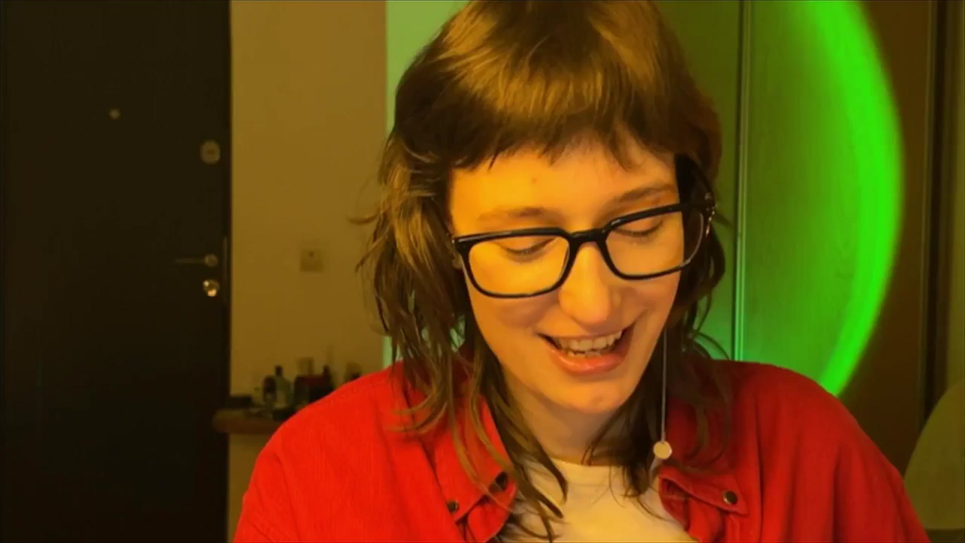 Gallery image thumbnail from LoooneyTunes's myfreecams stream on, 03/02/2025, 23:21 image 19 of 20