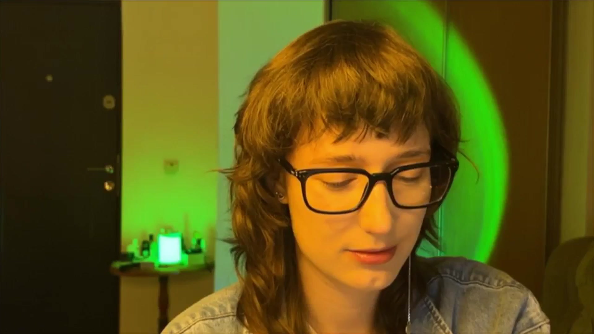Gallery image thumbnail from LoooneyTunes's myfreecams stream on, 03/03/2025, 20:52 image 10 of 20