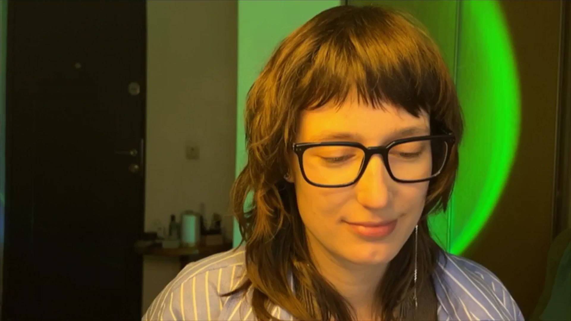 Gallery image thumbnail from LoooneyTunes's myfreecams stream on, 03/04/2025, 16:20 image 12 of 20