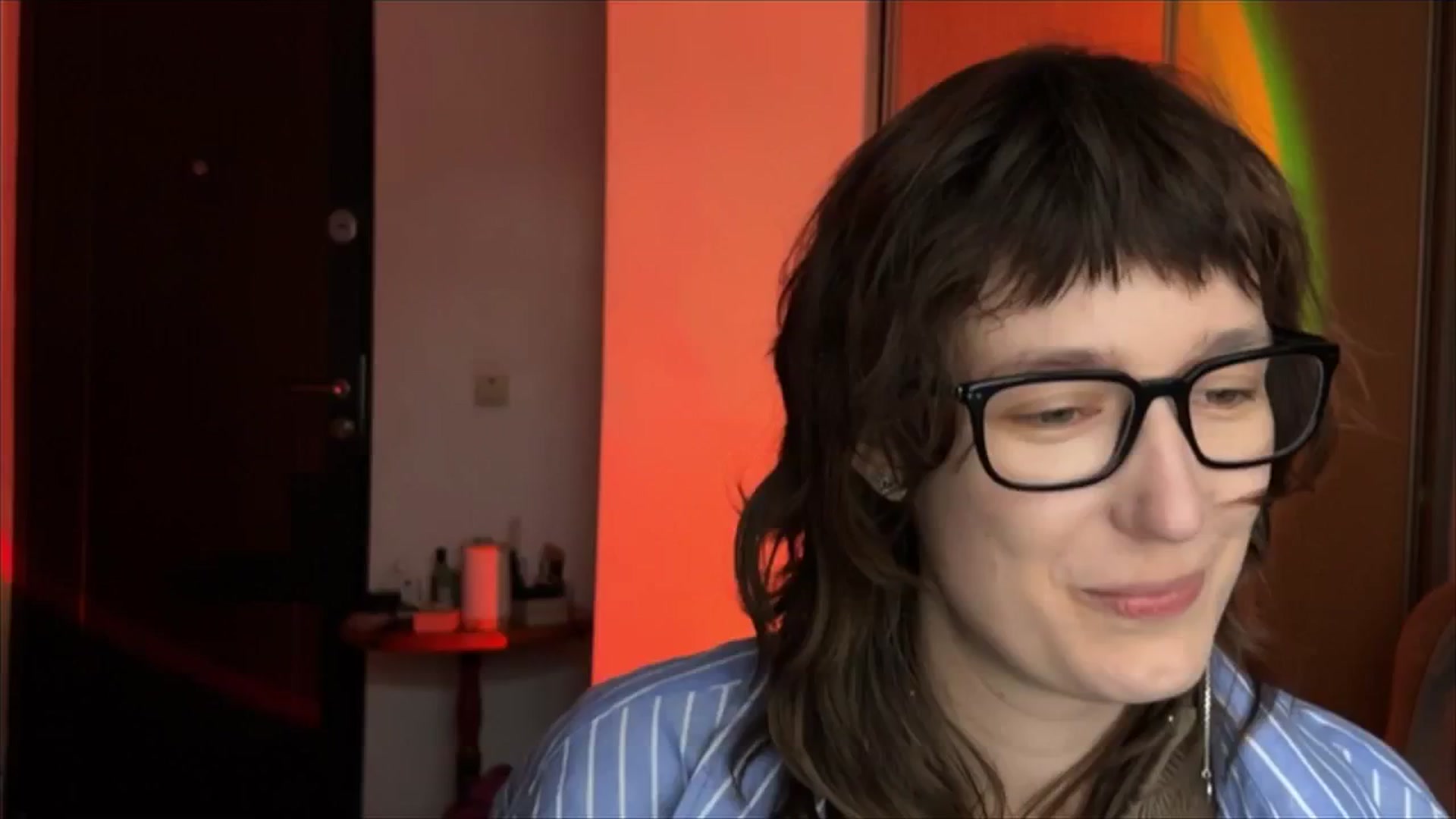 Gallery image thumbnail from LoooneyTunes's myfreecams stream on, 03/04/2025, 16:20 image 1 of 20