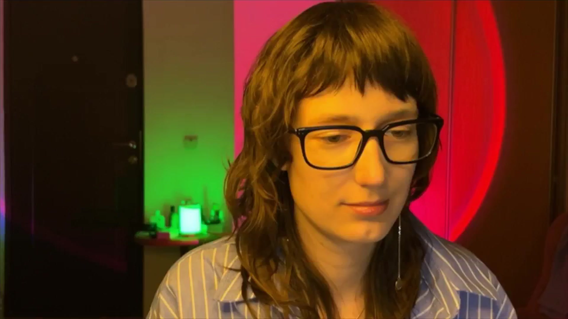 Gallery image thumbnail from LoooneyTunes's myfreecams stream on, 03/04/2025, 16:40 image 14 of 20