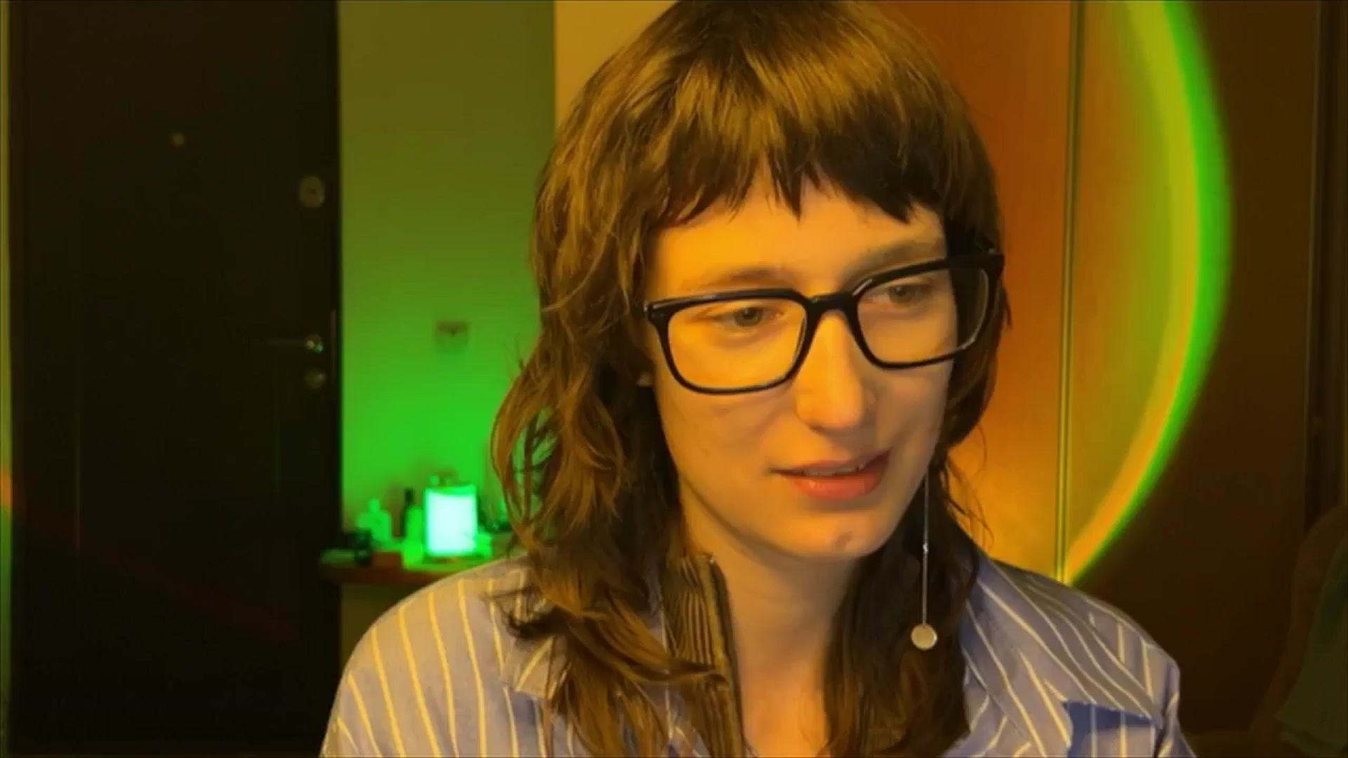 Gallery image thumbnail from LoooneyTunes's myfreecams stream on, 03/04/2025, 16:40 image 20 of 20