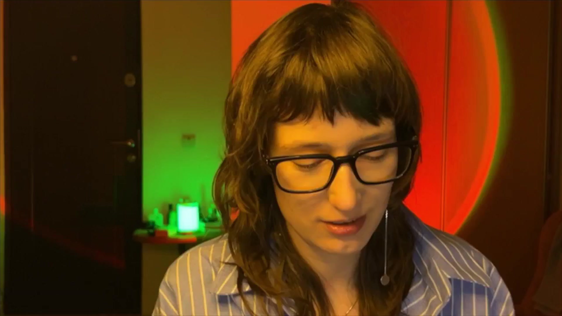Gallery image thumbnail from LoooneyTunes's myfreecams stream on, 03/04/2025, 16:40 image 12 of 20