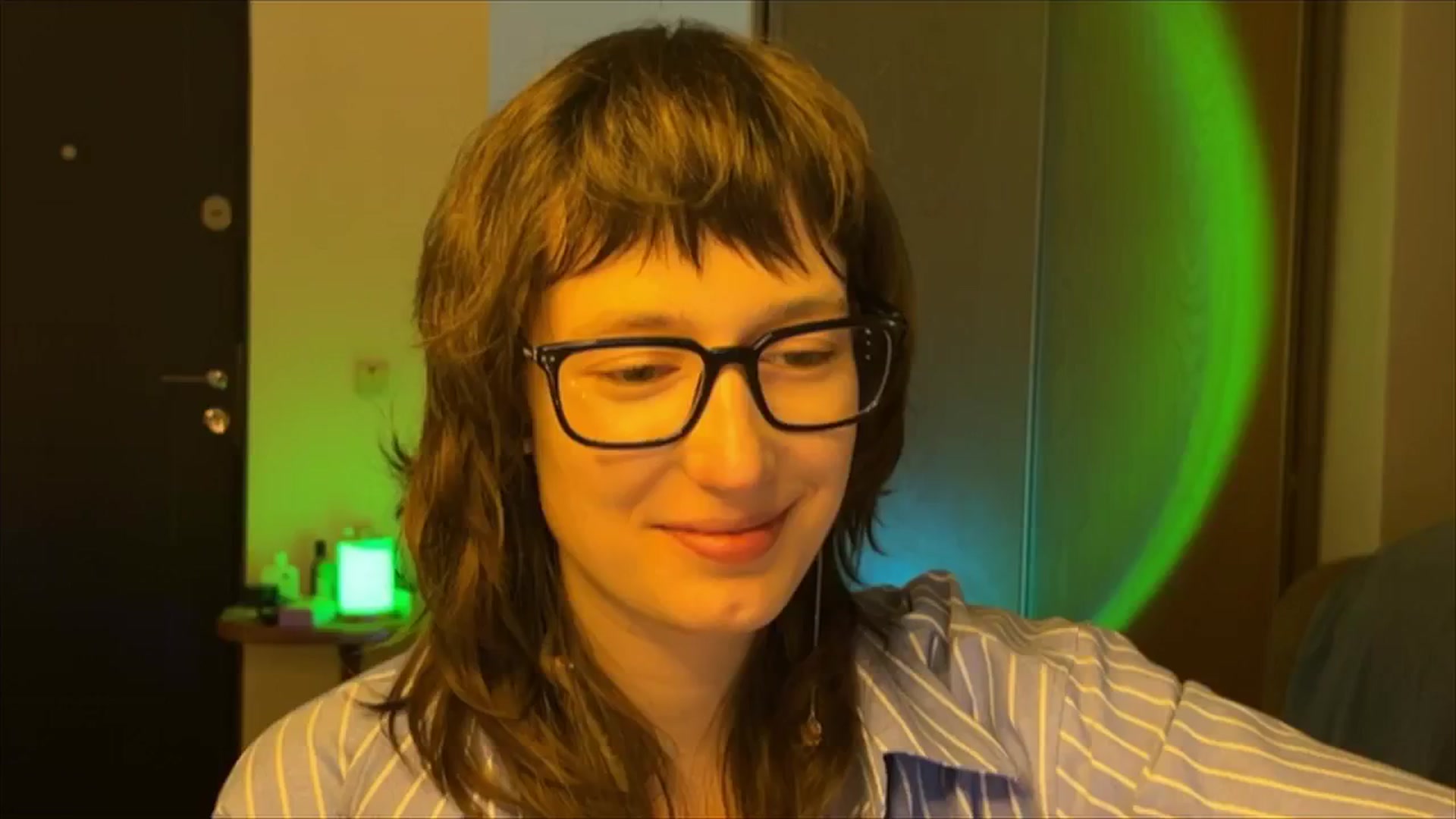 Gallery image thumbnail from LoooneyTunes's myfreecams stream on, 03/04/2025, 20:29 image 14 of 20