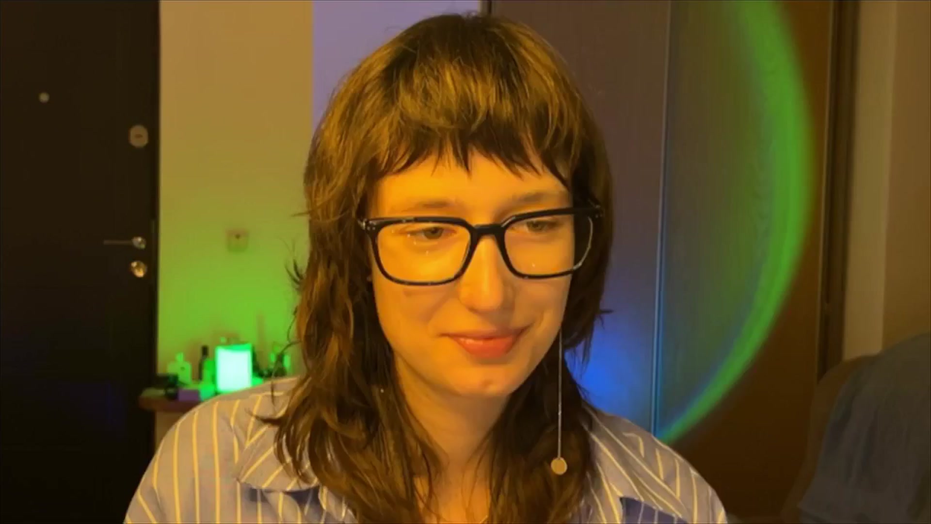 Gallery image thumbnail from LoooneyTunes's myfreecams stream on, 03/04/2025, 20:29 image 10 of 20