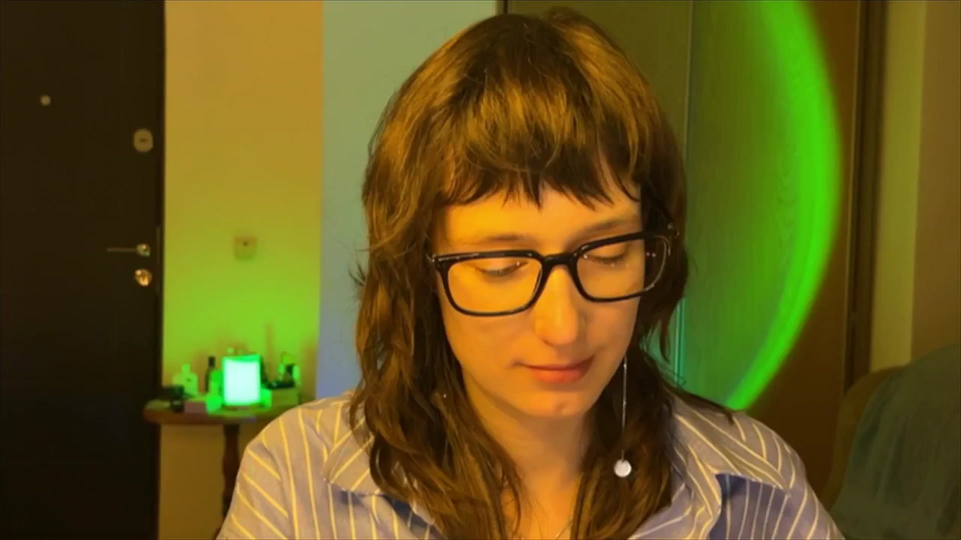 Gallery image thumbnail from LoooneyTunes's myfreecams stream on, 03/04/2025, 20:29 image 17 of 20