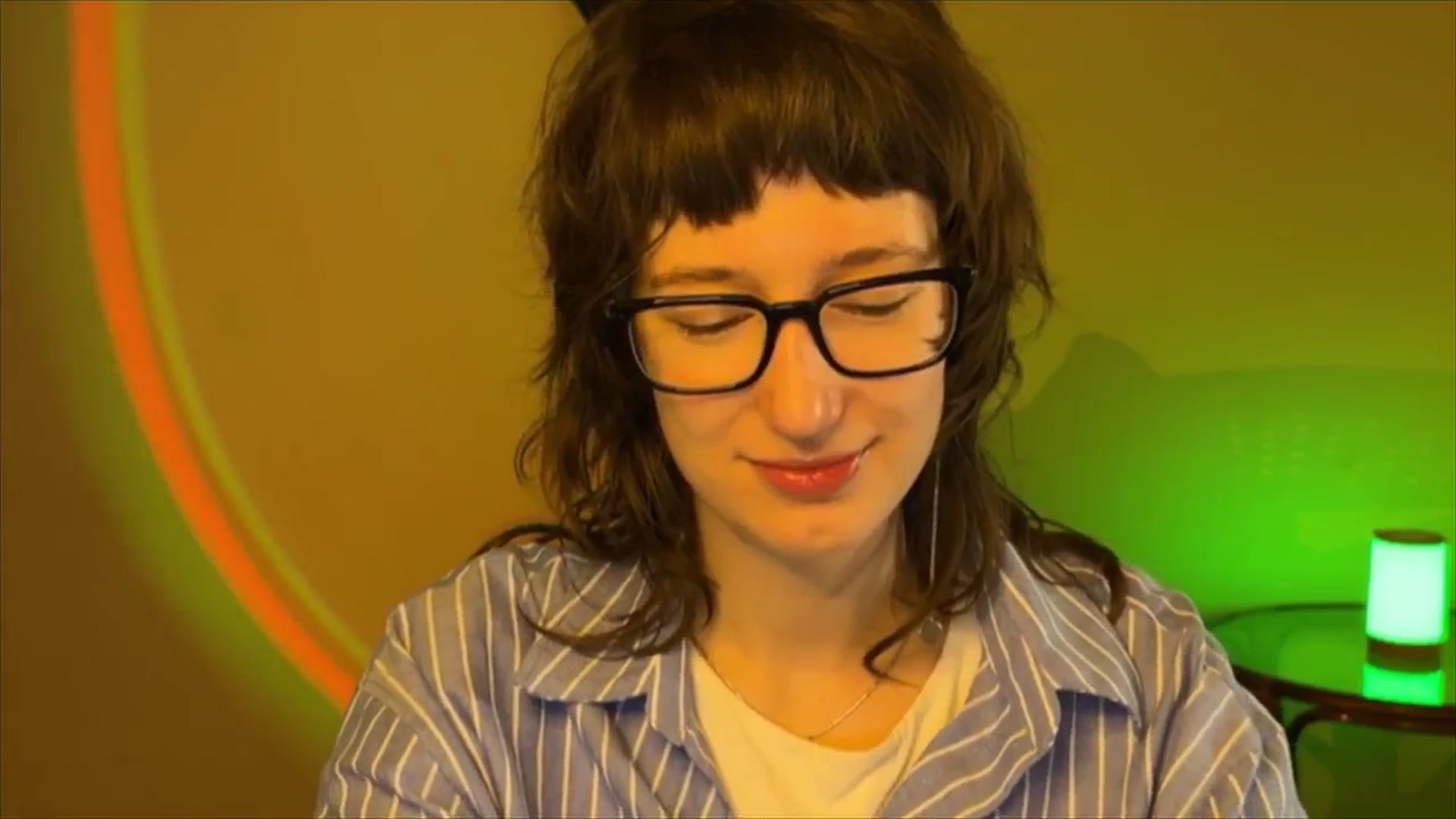 Gallery image thumbnail from LoooneyTunes's myfreecams stream on, 03/07/2025, 09:23 image 15 of 20
