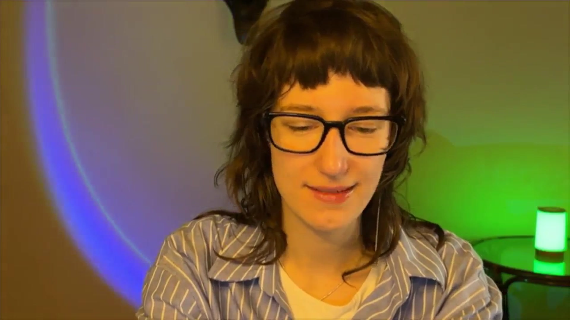 Gallery image thumbnail from LoooneyTunes's myfreecams stream on, 03/07/2025, 09:23 image 16 of 20