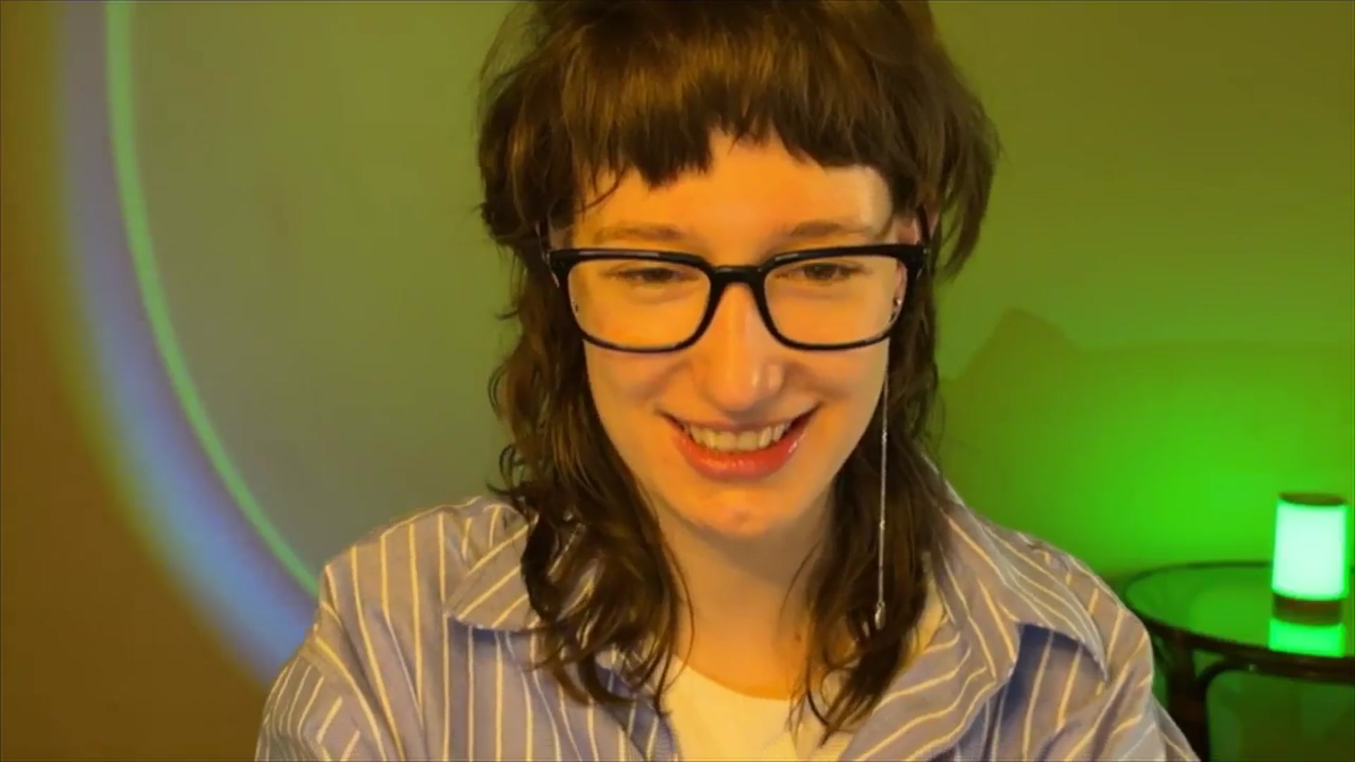 Gallery image thumbnail from LoooneyTunes's myfreecams stream on, 03/07/2025, 10:04 image 10 of 20