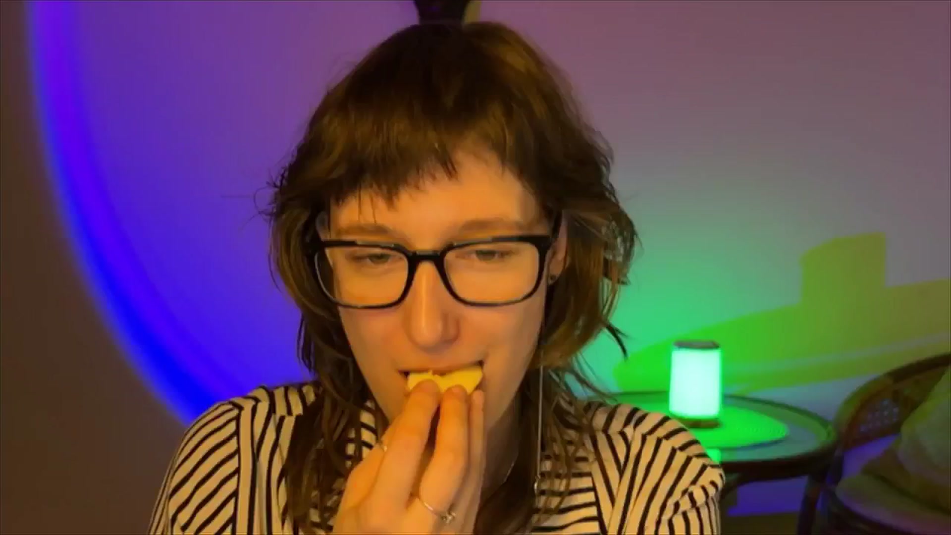 Gallery image thumbnail from LoooneyTunes's myfreecams stream on, 03/10/2025, 16:08 image 9 of 20