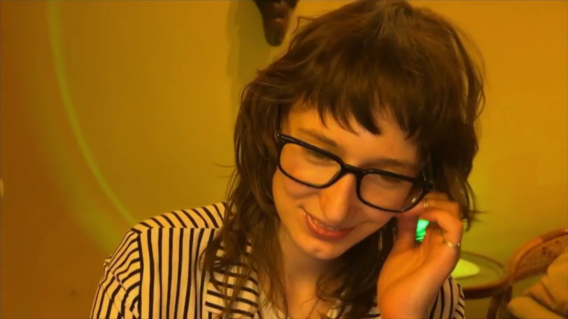 Gallery image thumbnail from LoooneyTunes's myfreecams stream on, 03/10/2025, 22:30 image 12 of 20
