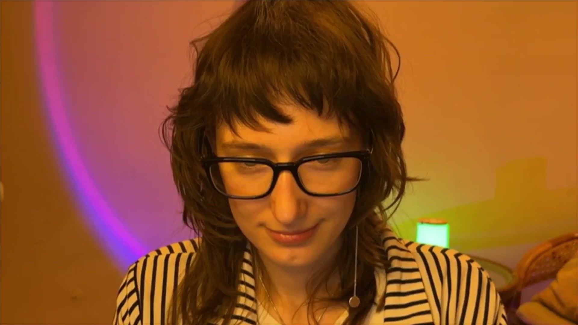 Gallery image thumbnail from LoooneyTunes's myfreecams stream on, 03/10/2025, 22:30 image 14 of 20