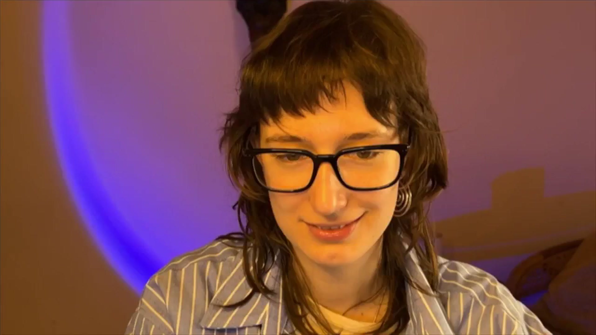 Gallery image thumbnail from LoooneyTunes's myfreecams stream on, 03/11/2025, 12:17 image 15 of 20