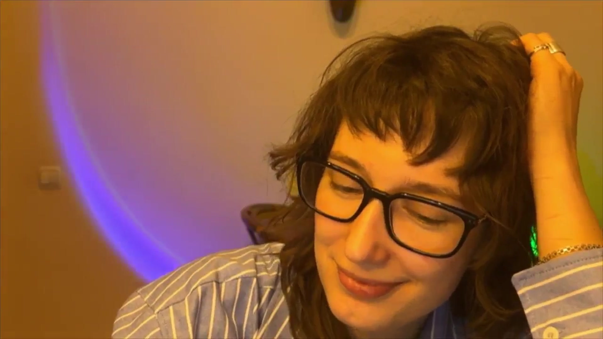 Gallery image thumbnail from LoooneyTunes's myfreecams stream on, 03/11/2025, 22:15 image 8 of 20