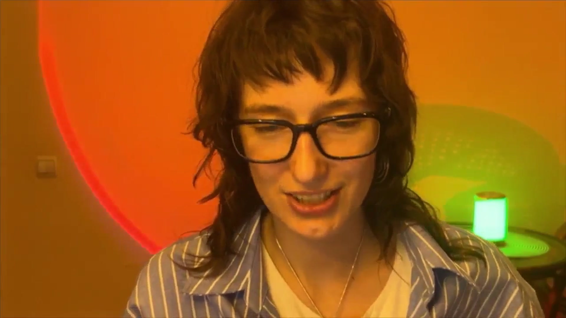 Gallery image thumbnail from LoooneyTunes's myfreecams stream on, 03/11/2025, 22:15 image 14 of 20