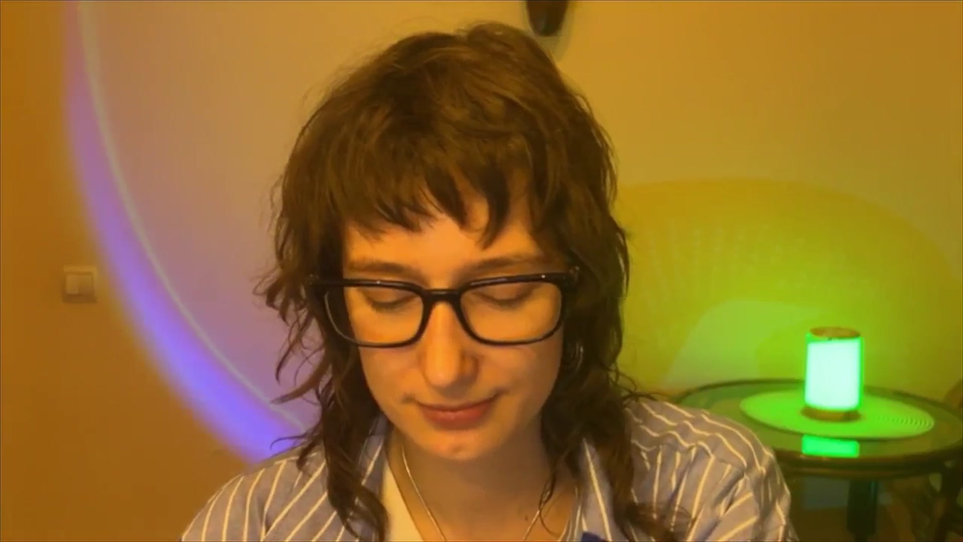 Gallery image thumbnail from LoooneyTunes's myfreecams stream on, 03/11/2025, 22:15 image 16 of 20