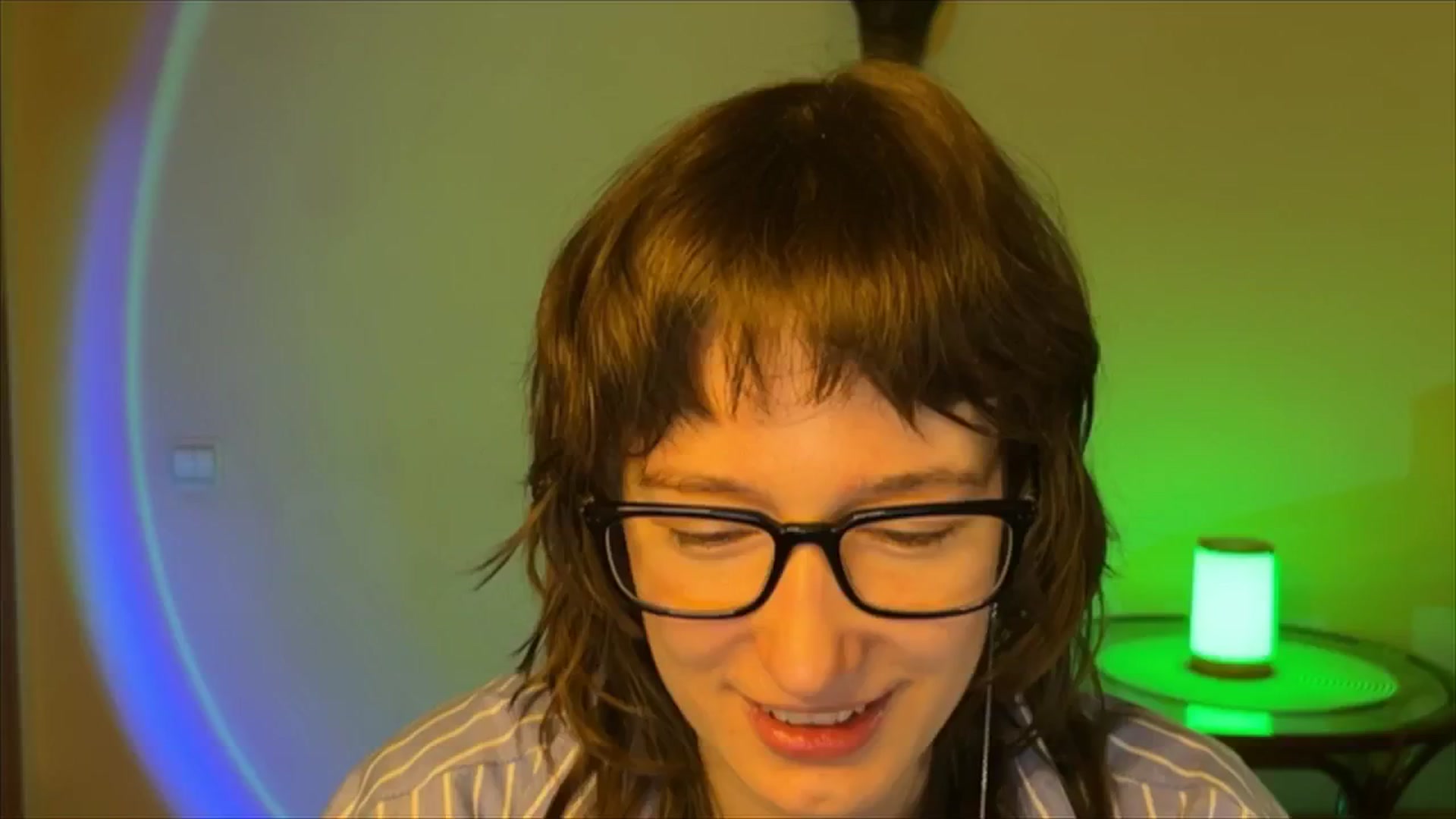 Gallery image thumbnail from LoooneyTunes's myfreecams stream on, 03/17/2025, 11:03 image 11 of 20