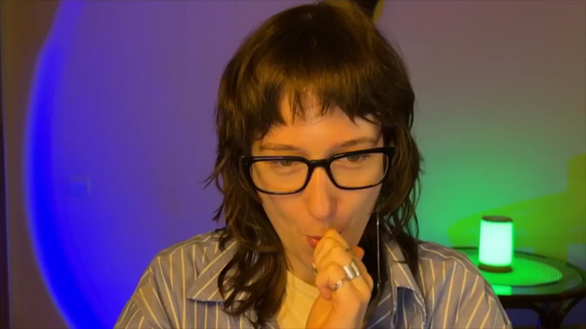 Gallery image thumbnail from LoooneyTunes's myfreecams stream on, 03/17/2025, 11:03 image 12 of 20