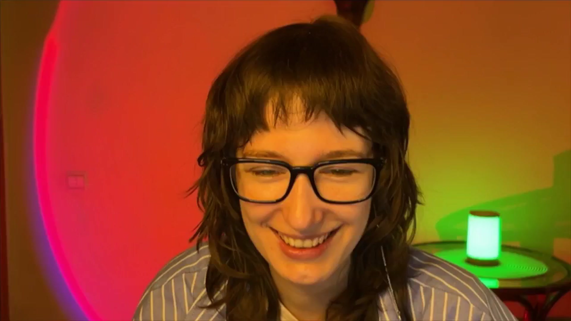 Gallery image thumbnail from LoooneyTunes's myfreecams stream on, 03/17/2025, 11:03 image 4 of 20