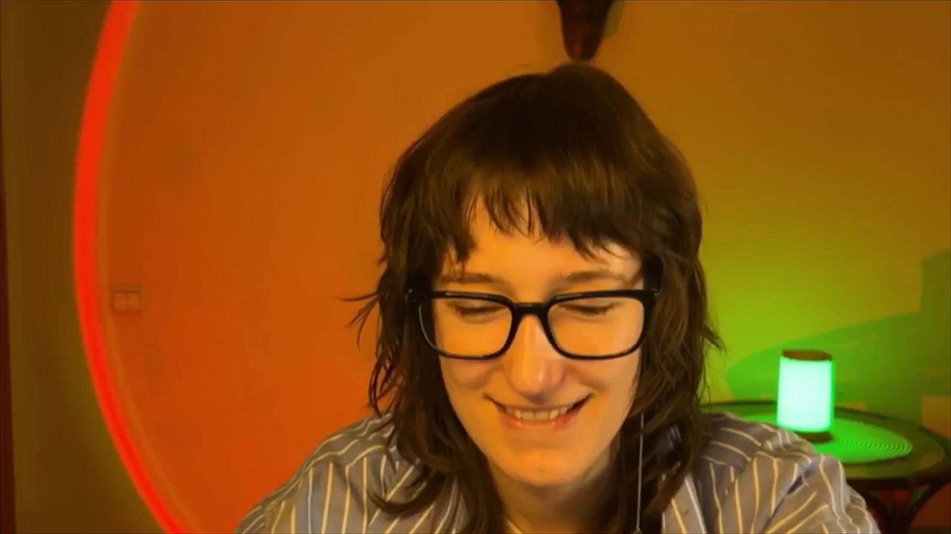 Gallery image thumbnail from LoooneyTunes's myfreecams stream on, 03/17/2025, 12:10 image 1 of 20