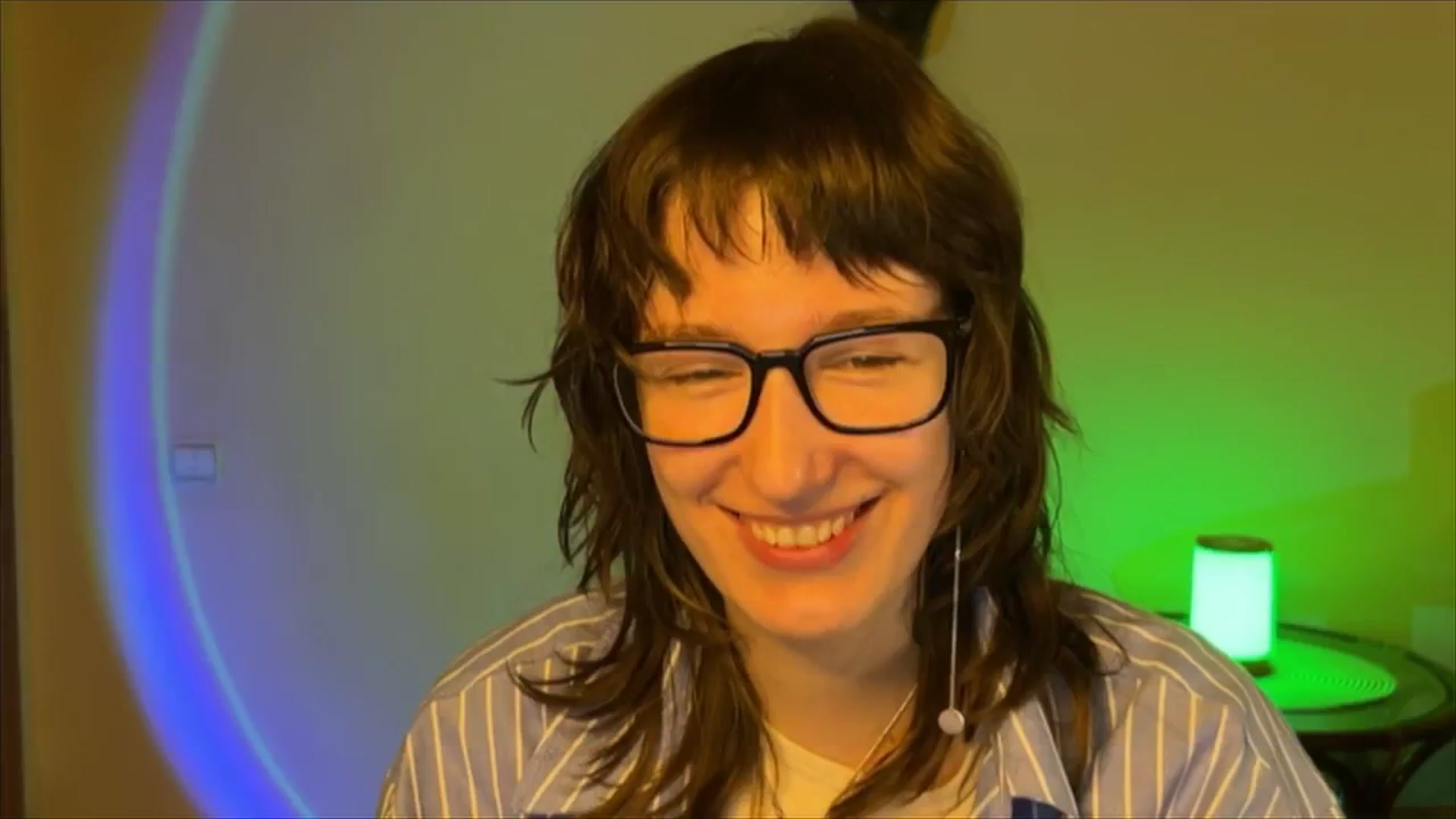 Gallery image thumbnail from LoooneyTunes's myfreecams stream on, 03/17/2025, 12:10 image 19 of 20