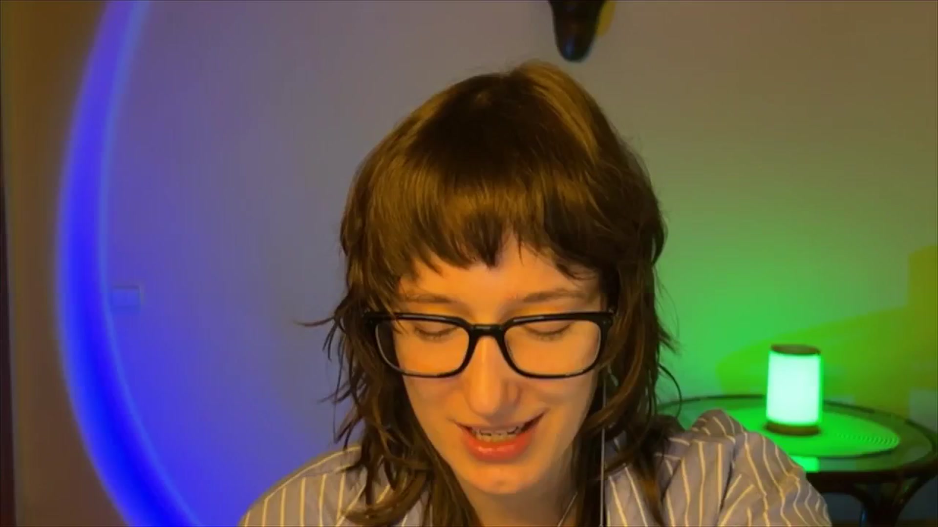 Gallery image thumbnail from LoooneyTunes's myfreecams stream on, 03/17/2025, 13:18 image 18 of 20