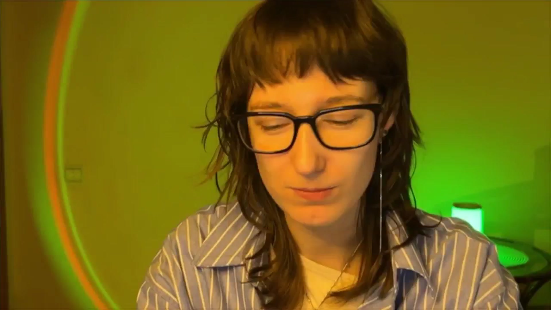 Gallery image thumbnail from LoooneyTunes's myfreecams stream on, 03/17/2025, 13:18 image 3 of 20