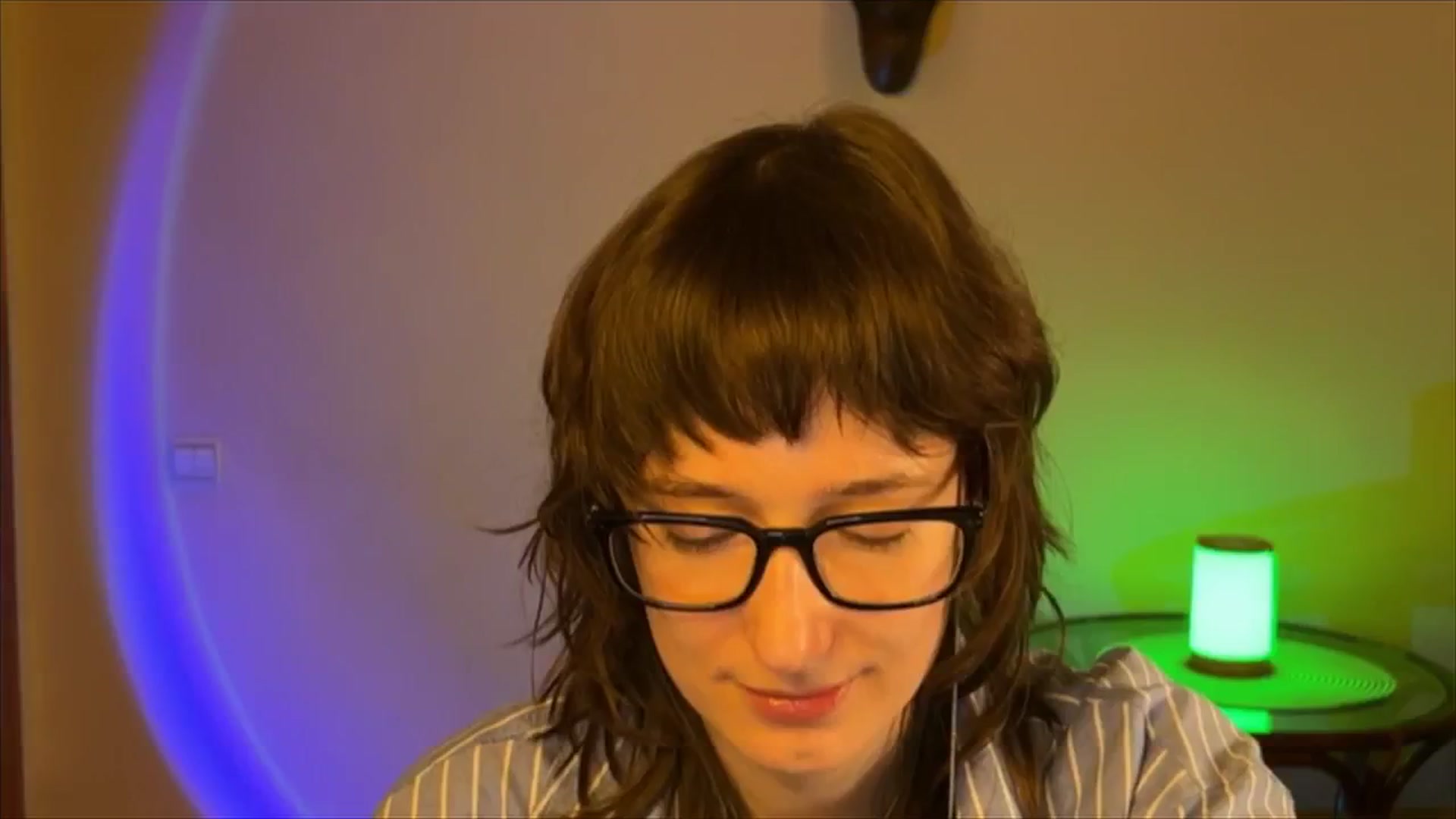 Gallery image thumbnail from LoooneyTunes's myfreecams stream on, 03/17/2025, 13:18 image 17 of 20