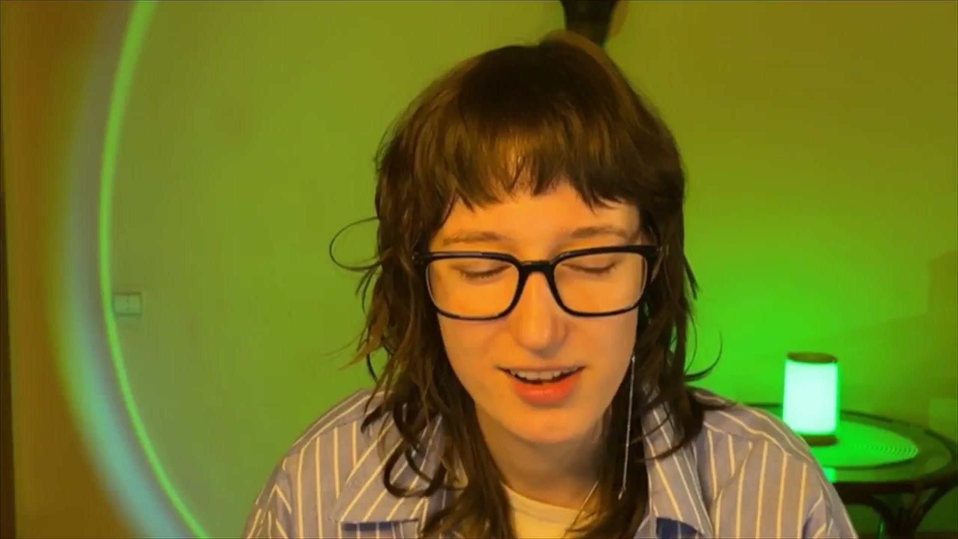 Gallery image thumbnail from LoooneyTunes's myfreecams stream on, 03/17/2025, 13:18 image 7 of 20