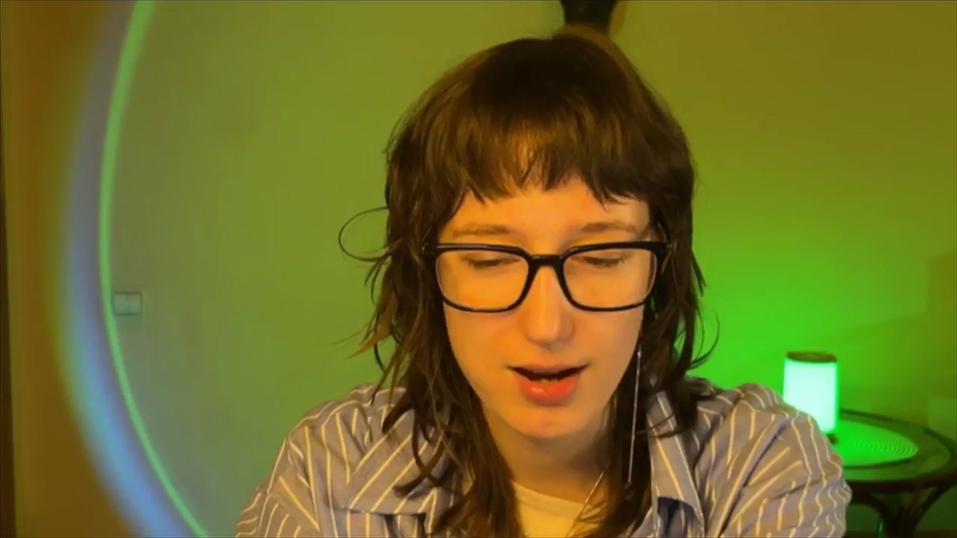 Gallery image thumbnail from LoooneyTunes's myfreecams stream on, 03/17/2025, 13:18 image 8 of 20