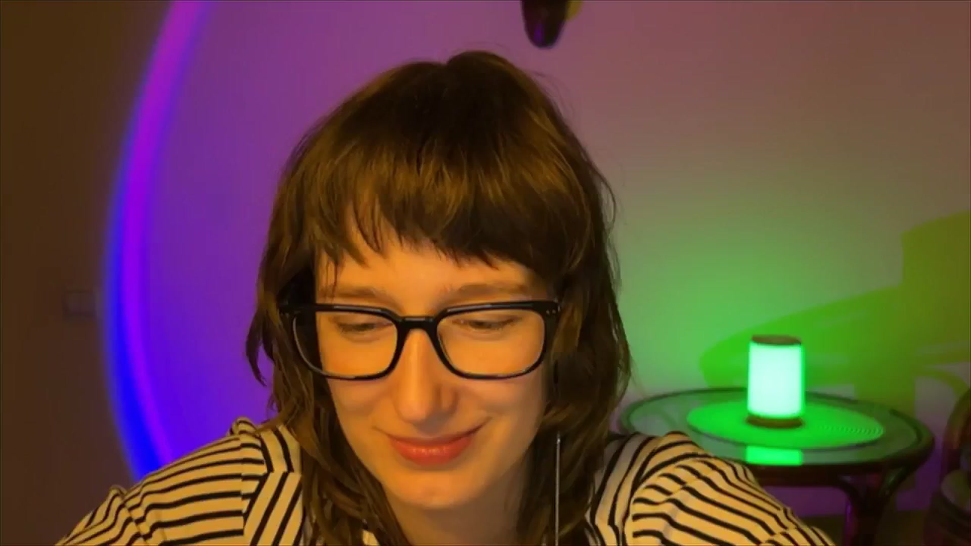 Gallery image thumbnail from LoooneyTunes's myfreecams stream on, 03/17/2025, 21:46 image 9 of 20